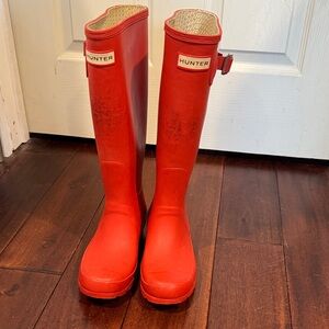 Hunter Red Classic Tall Waterproof Boots